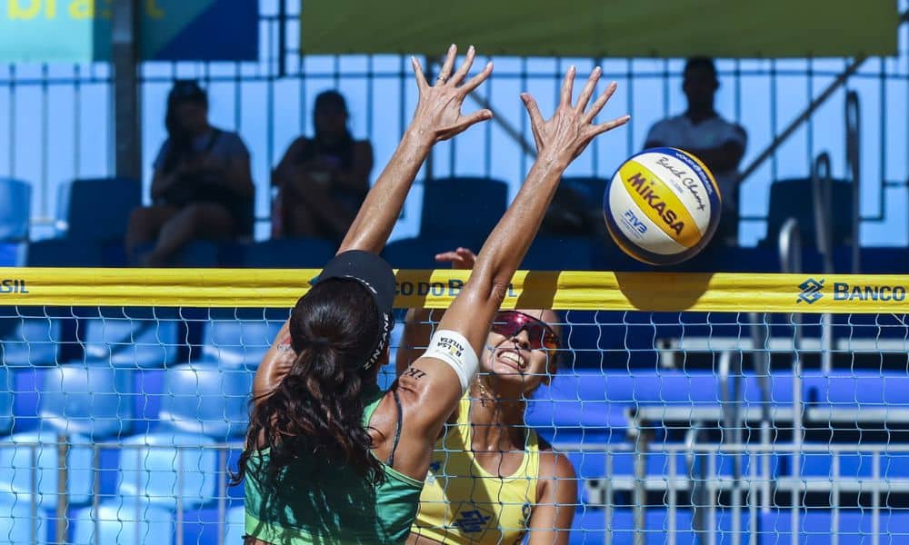 circuito brasileiro de vôlei de praia fortaleza top-8 tainá e hege rebecca talita
