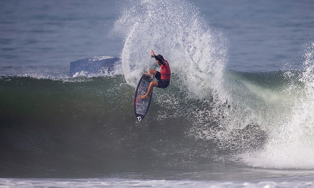 João Chianca Chumbinho surfe Challenger Series Huntington Beach Califórnia