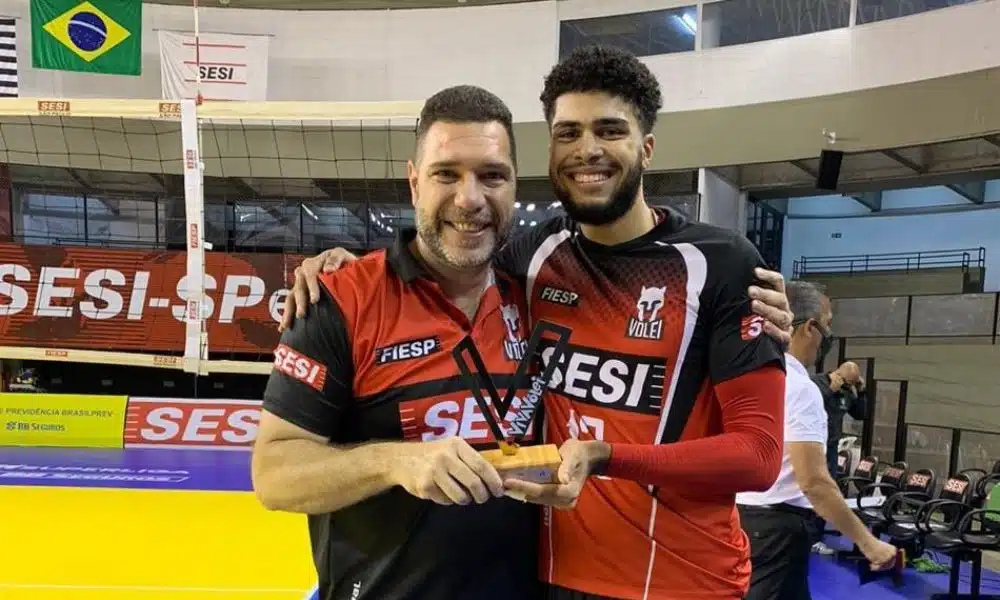 Léo Andrade seleção masculina de vôlei Lucão
