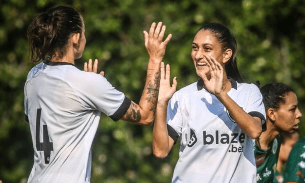 Botafogo e Fluminense vencem Carioca de futebol feminino