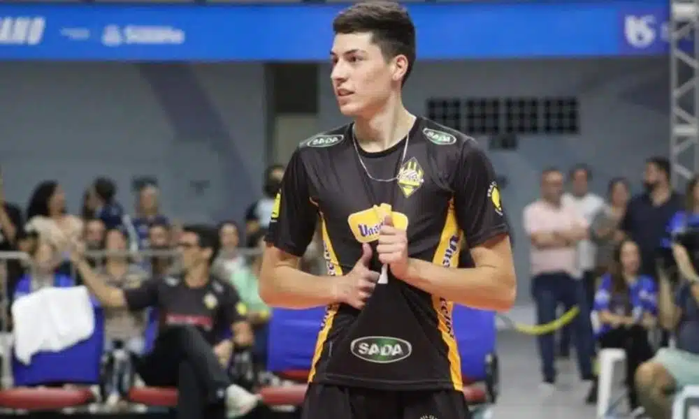 Araguari x América Mineiro de Vôlei