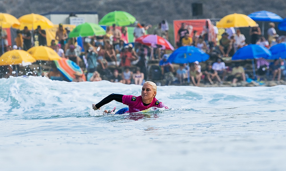 Tati Weston-Webb Tatiana Weston-Webb Filipe Toledo WSL Ítalo Ferreira campeão mundial de surfe