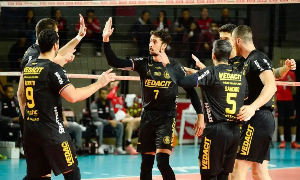 Vedacit Guarulhos x Sesi Paulista de vôlei masculino