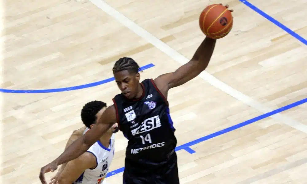 Georginho triplo duplo Minas x Franca NBB