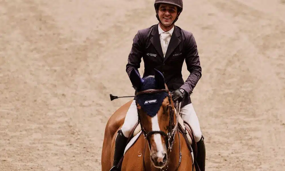 Marlon Zanotelli em cima de seu cavalo