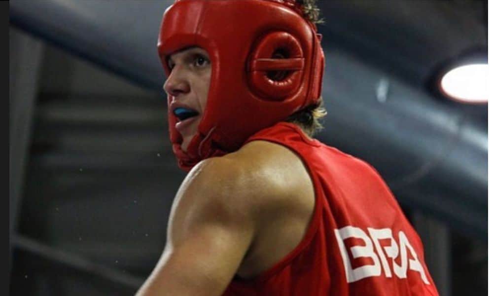 Ricardo Cândido vence por RSC no Mundial Juvenil de boxe