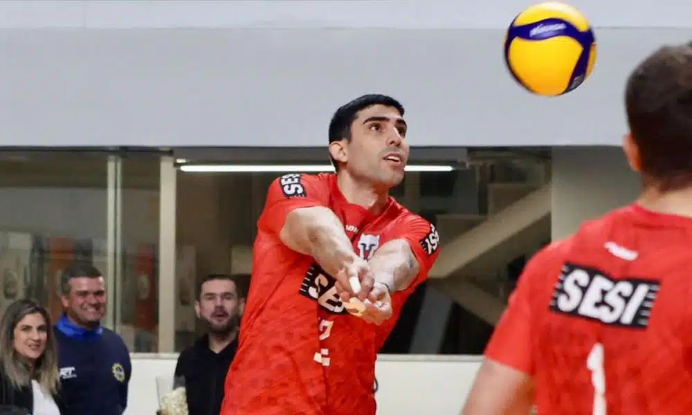Superliga Masculina: Jogador do Sesi faz manchete no jogo contra o Brasília