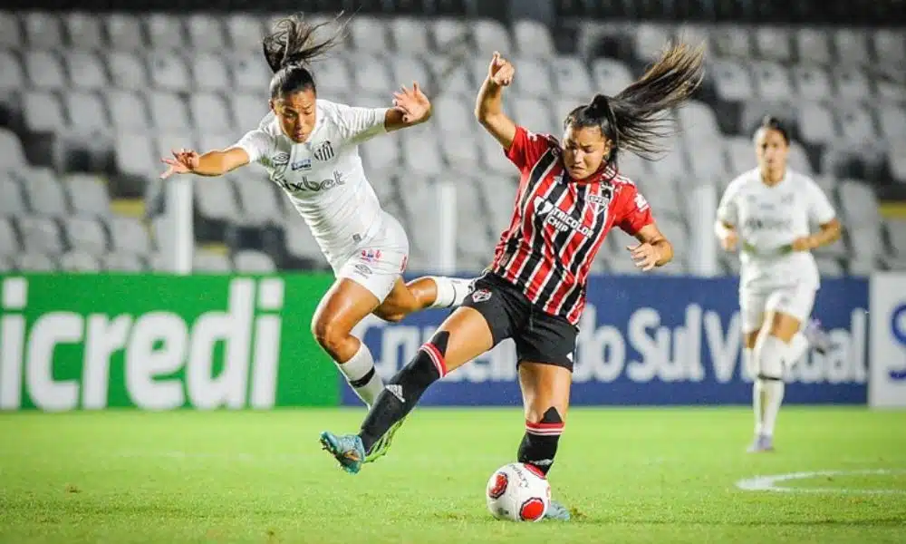 São Paulo e Santos enquanto se enfrentam pelo Brasileirão Feminino ao vivo