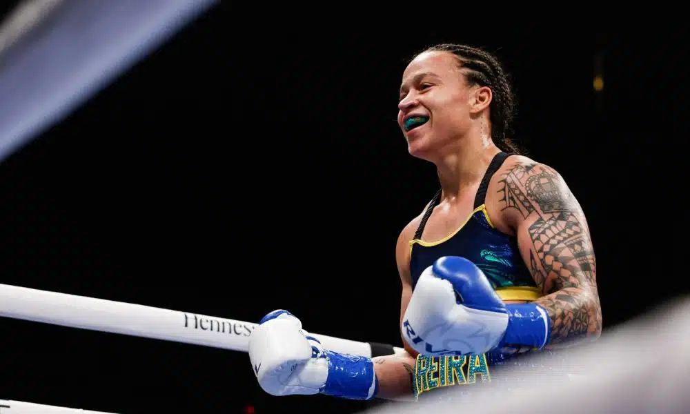 Beatriz Ferreira comemora