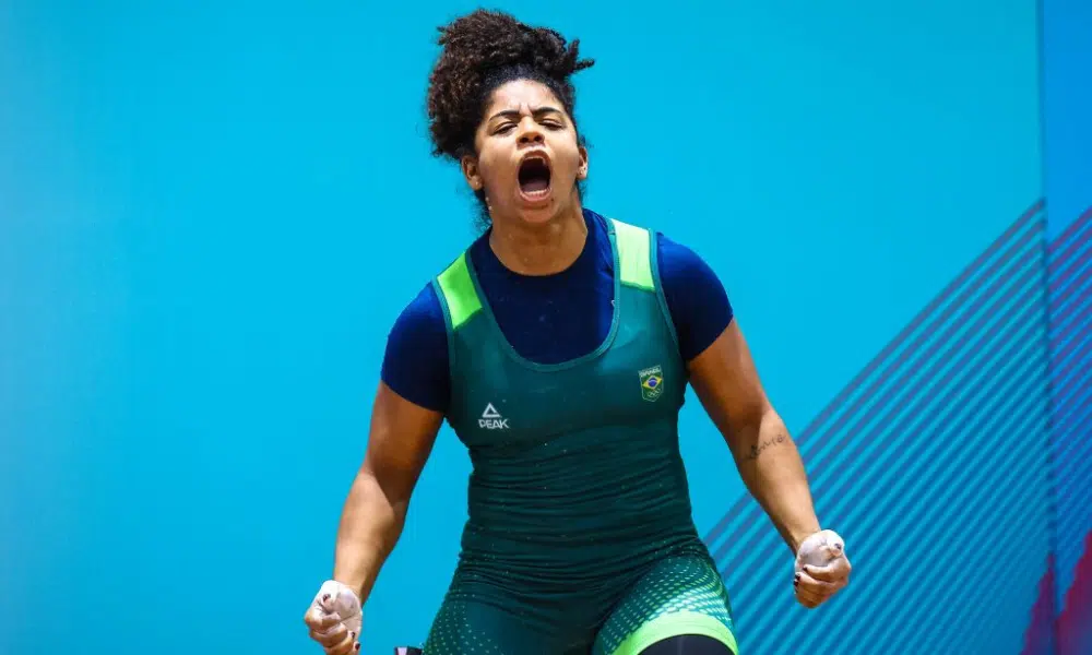 laura amaro brasil mundial de levantamento de peso mundial bogotá 2022