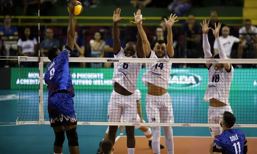 Minas cai na semi e vai brigar pelo bronze no Mundial de clubes