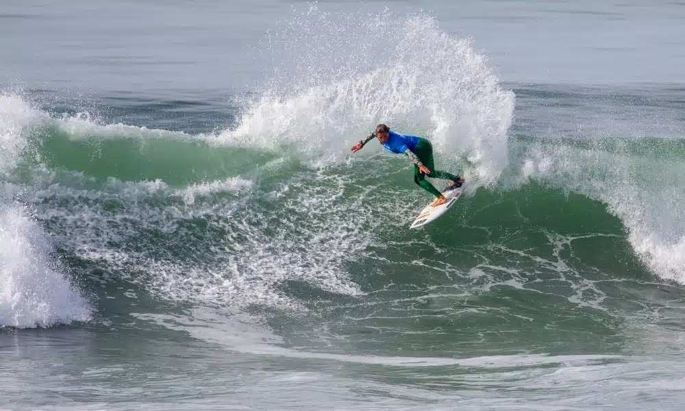 Laura Raupp Mundial Júnior de surfe