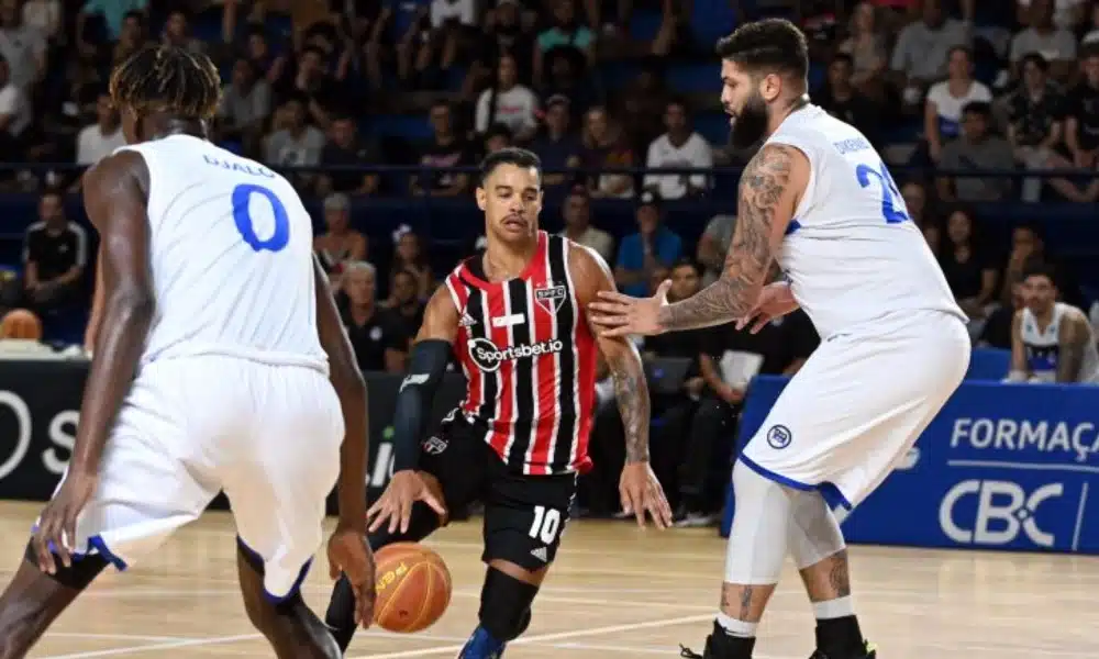 São Paulo vence Pinheiros no Henrique Villaboim pelo NBB basquete