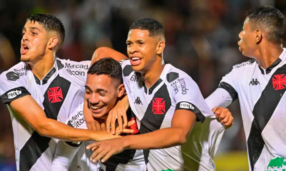 Vasco vence Audax e confirma classificação na Copinha