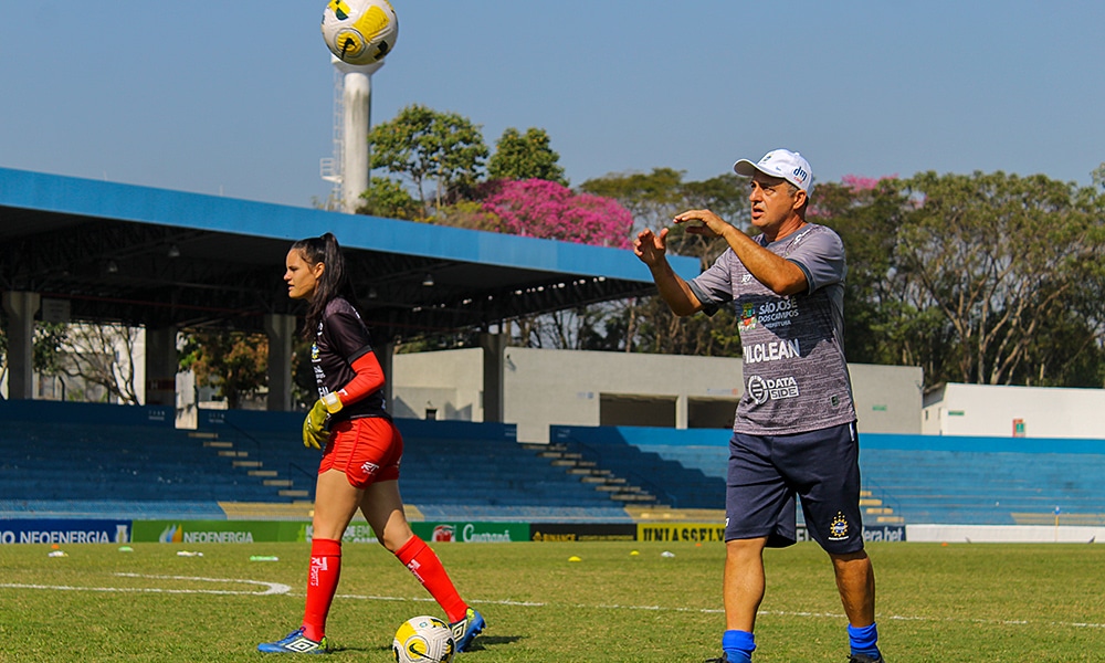 Paulo Cesar Paulinho futebol feminino São José