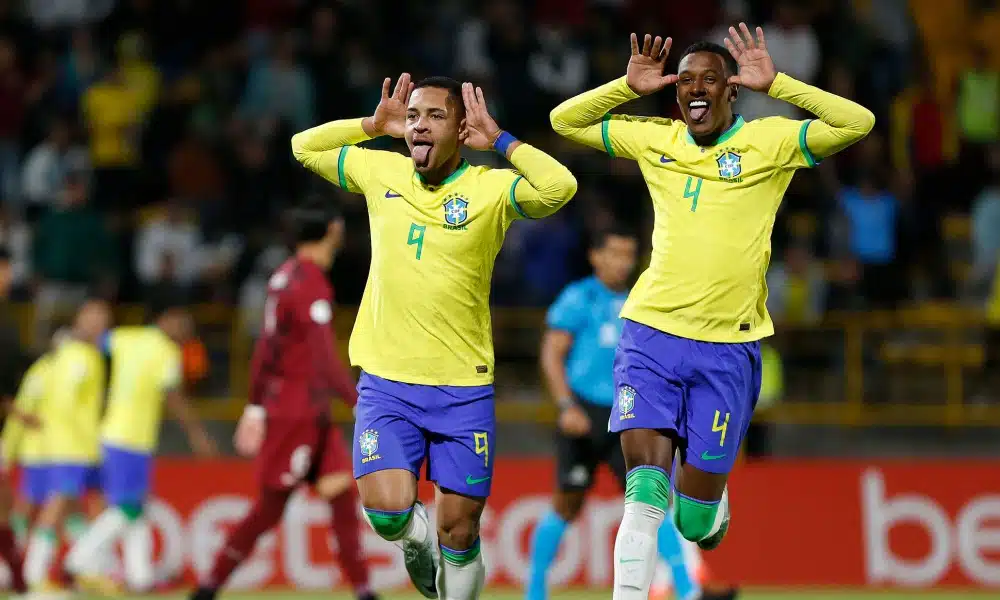Brasil bate Venezuela e segue líder do Sul-Americano sub-20