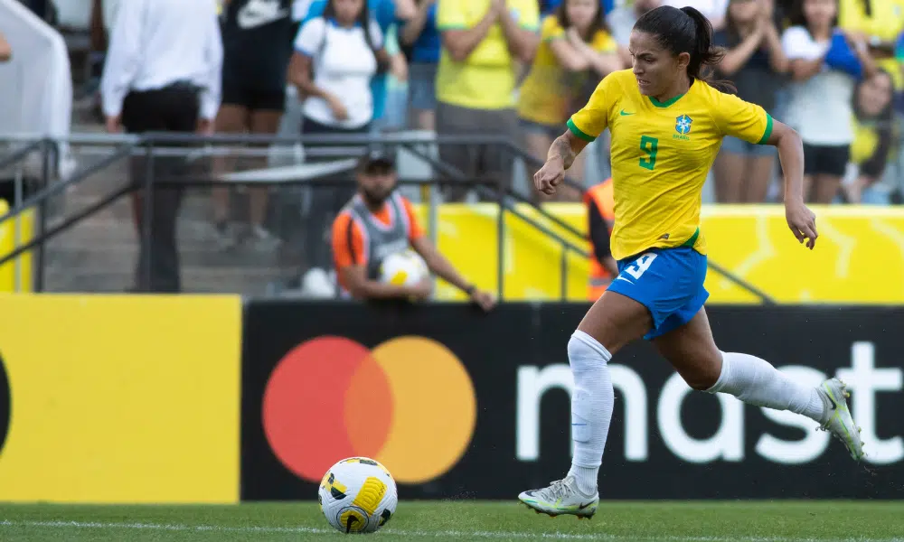 Debinha pela Seleção Feminina de futebol (Thais Magalhães-CBF)