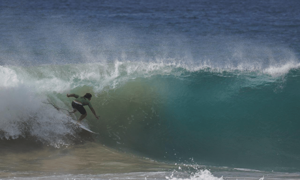 Ian Gouveia no Hang Loose Pro Contest da WSL em Fernando de Noronha