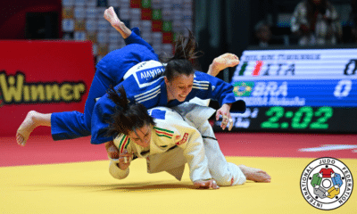 Natasha Ferreira sofre golpe de adversária francesa