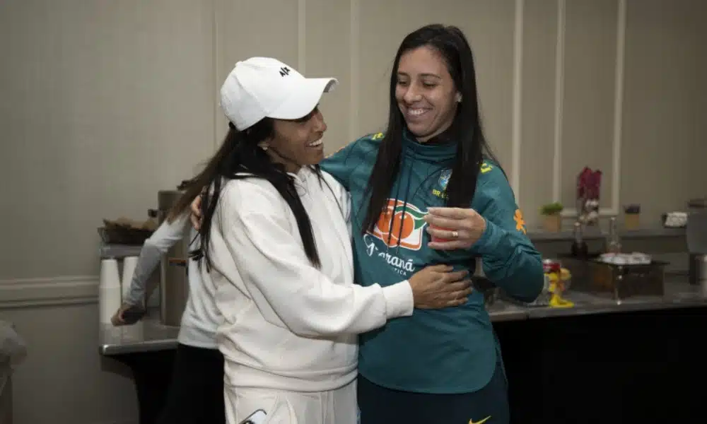 Seleção Feminina começa a se apresentar nos Estados Unidos futebol