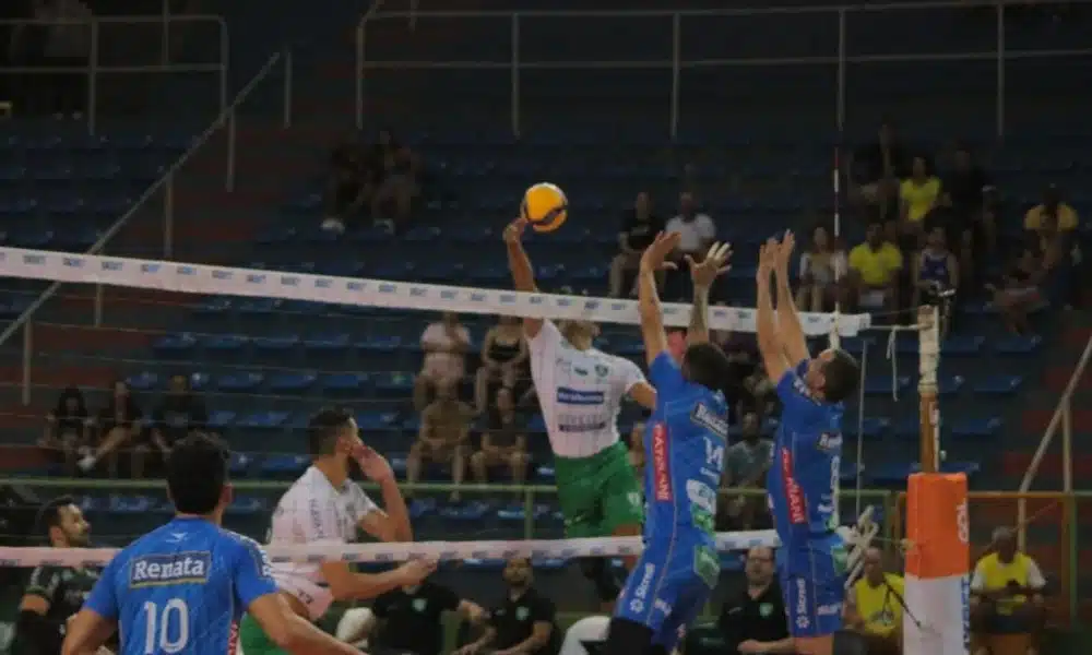 Vôlei Renata tropeça na Superliga diante o Montes Claros América Vôlei