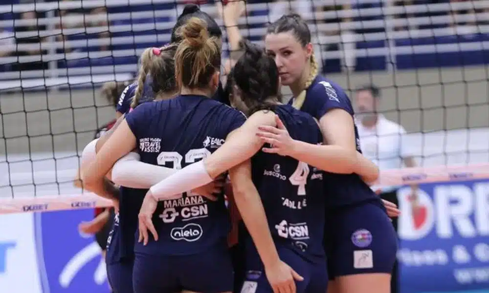 Barueri x Pinheiros na Superliga Feminina de vôlei
