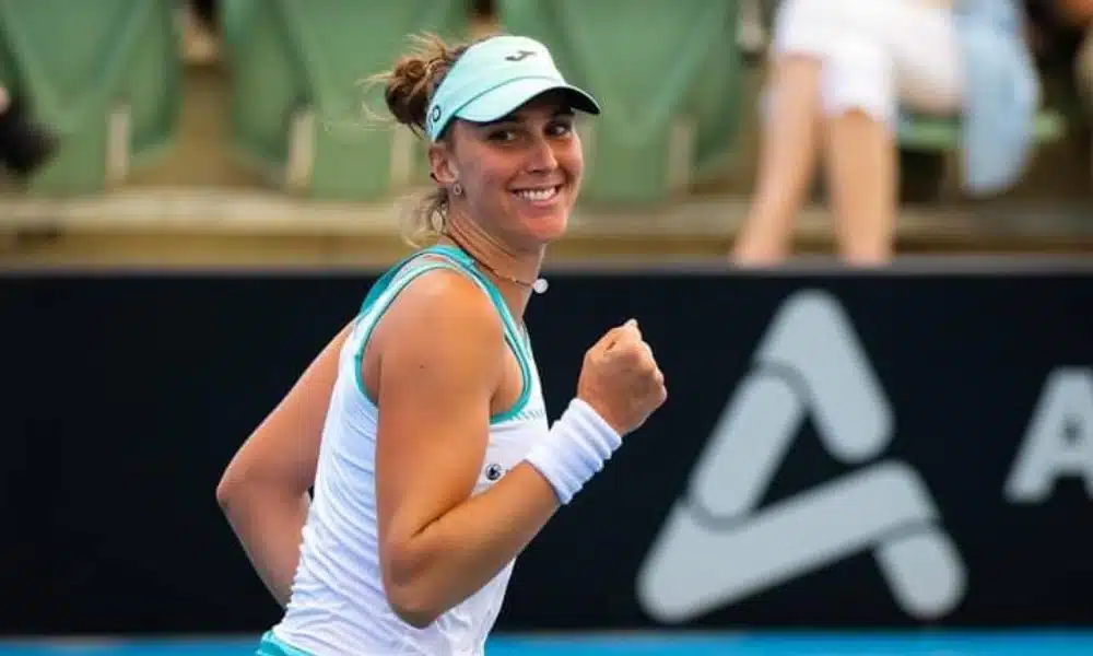 Bia Haddad Maia comemora um ponto WTA 500 de Abu Dhabi