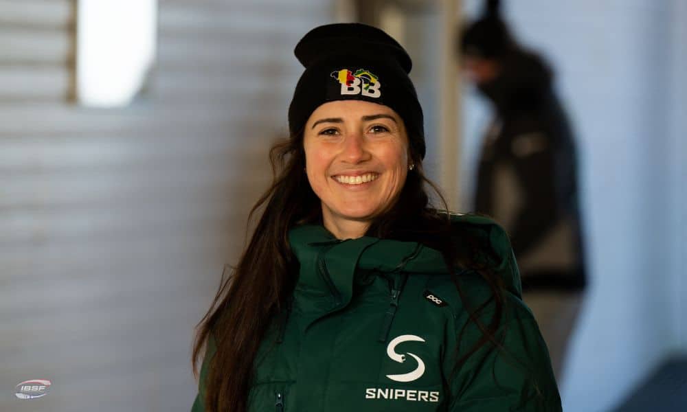 Nicole Silveiro na etapa de Sigulda da Copa do Mundo de skeleton - foto em primeiro plano da brasileira