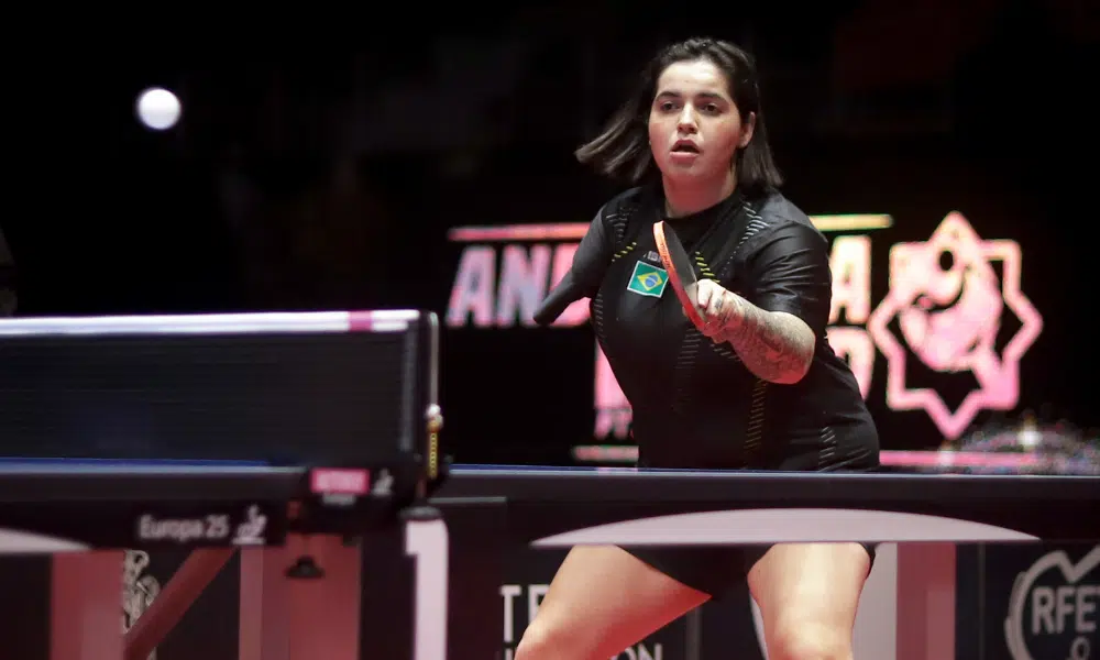 Bruna Alexandre no Aberto de Lignano de tênis de mesa paralímpico