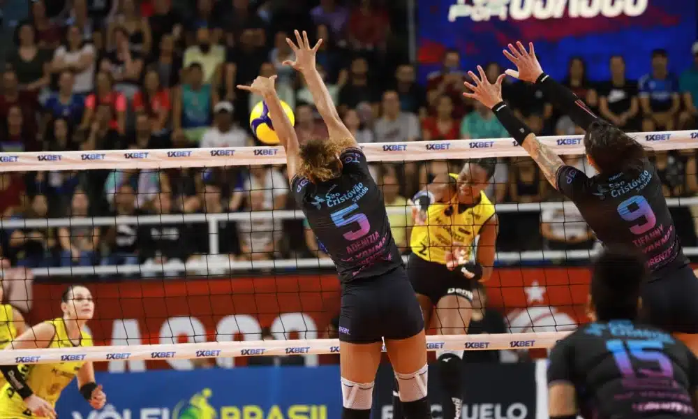No Liberatti, Praia Clube faz 3 a 0 no Osasco pela Superliga Feminina de vôlei