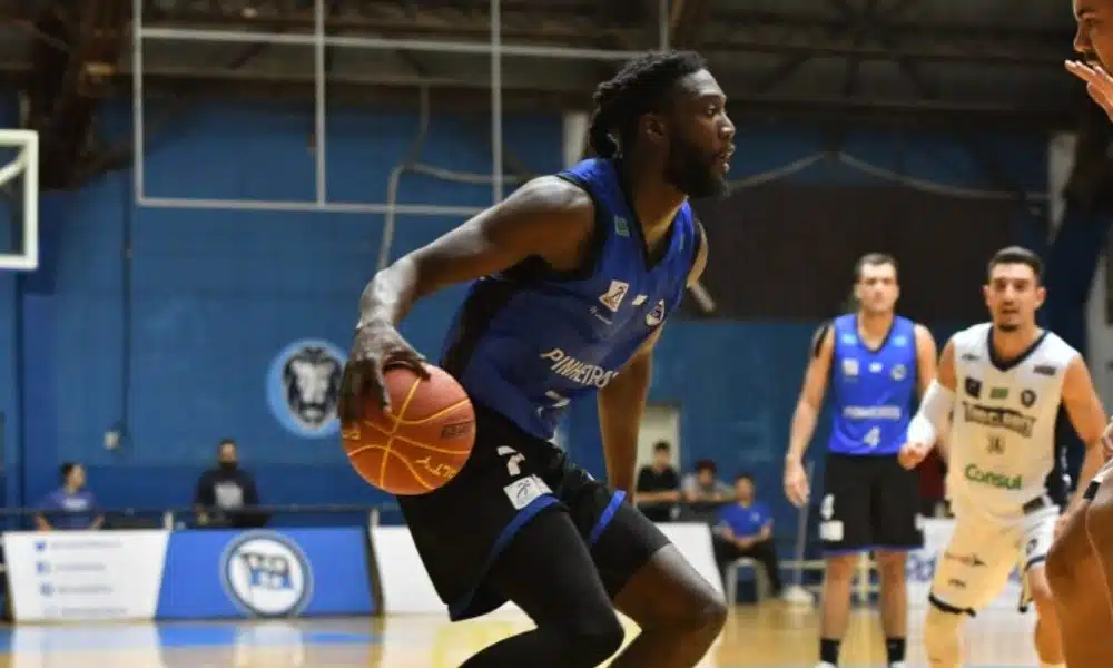 Pinheiros bate Rio Claro e volta a vencer no NBB