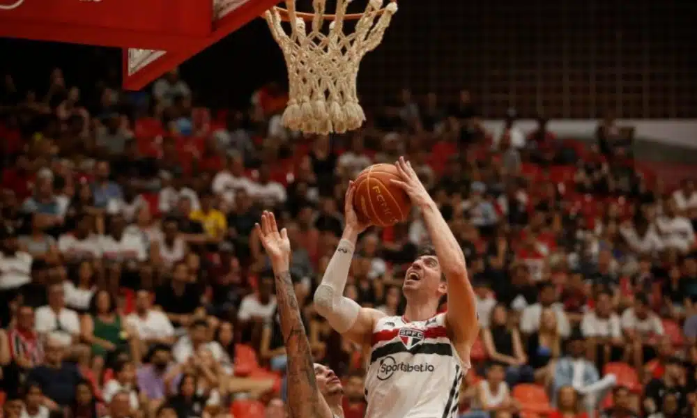 São Paulo vence Pinheiros e vai às semifinais da NBB
