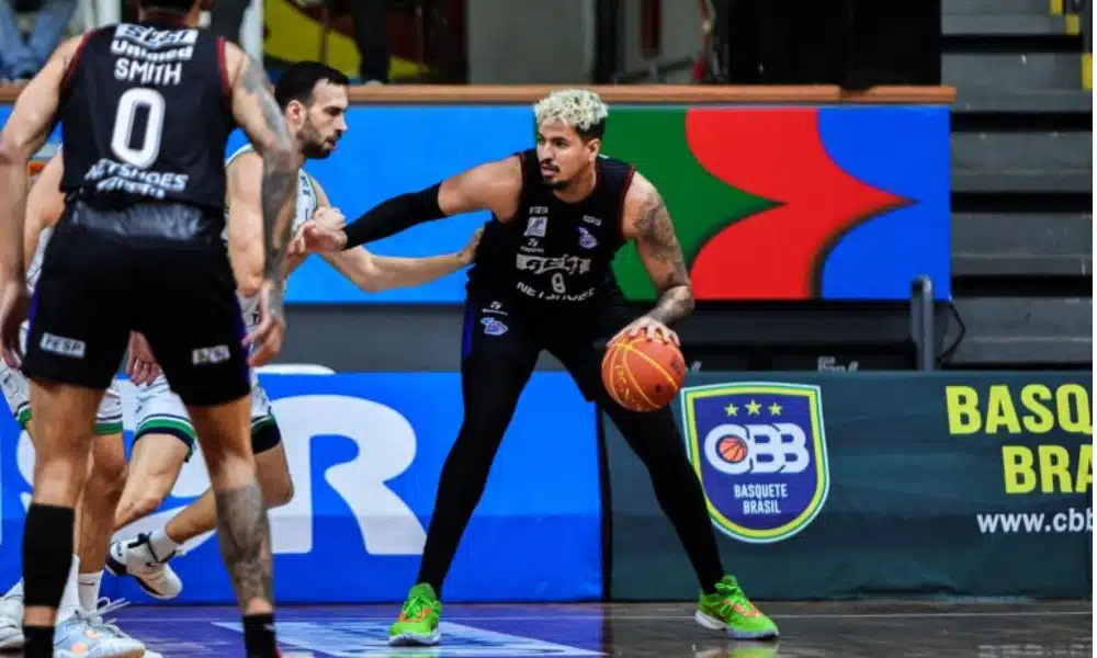 Sesi Franca vira na Serra Gaúcha e segue invicto no NBB Flamengo União Corinthians