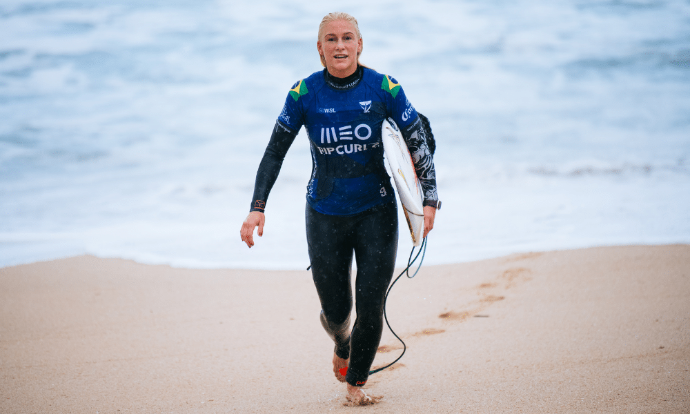 Tatiana Weston-Webb em ação na etapa de Peniche da WSL