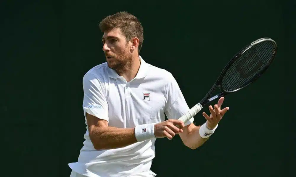 Mas - Marcelo Demoliner e Nikola Cacic. Challenger de San Remo assim ATP 250