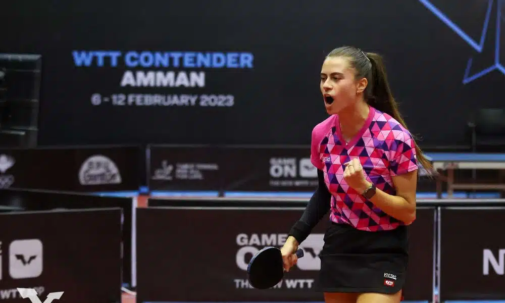 Bruna Takahashi vai à semifinal do WTT Contender de Túnis