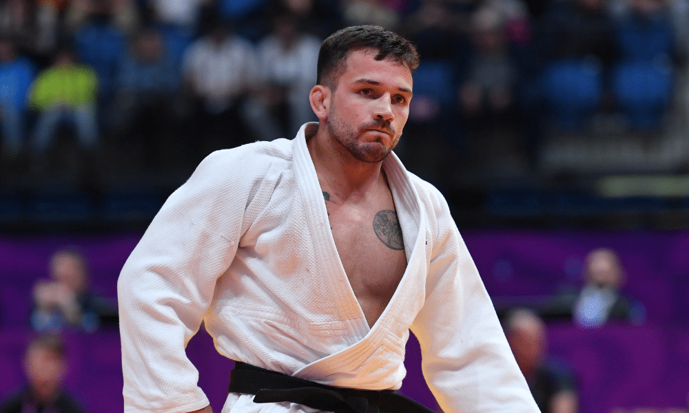 Daniel Cargnin enquanto lamenta por não estar no Mundial de judô