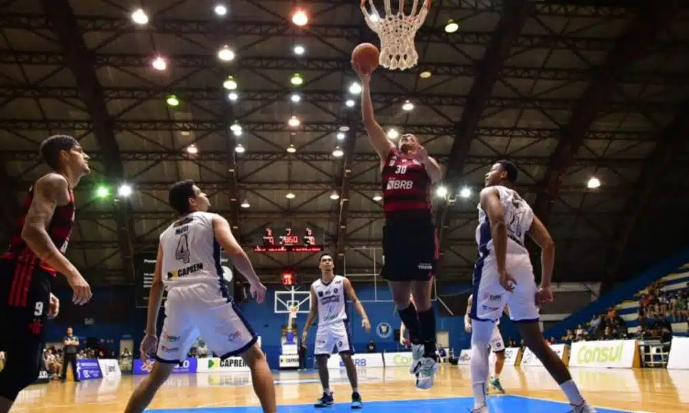 NBB Flamengo atropela Rio Claro antes de jogo contra Sesi Franca Basquete - União Corinthians ao vivo