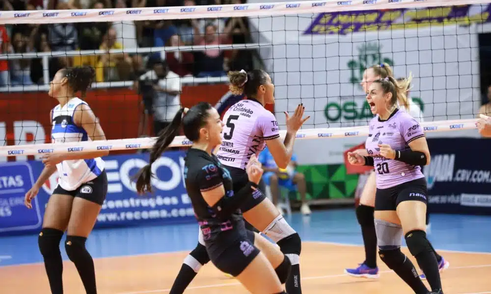 Osasco domina Pinheiros e vai à semi da Superliga Feminina de vôlei