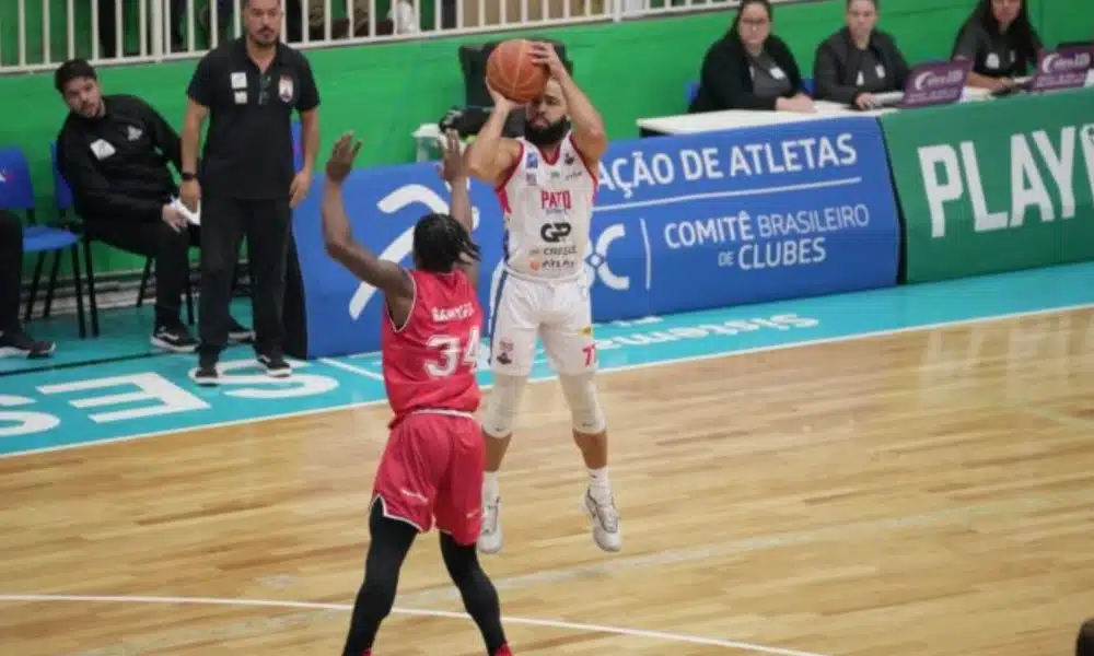 Patos Basquete x Paulistano NBB 15 playoffs jogo 1