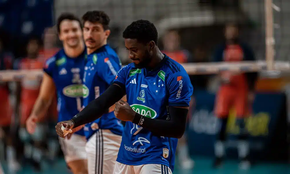 Sada Cruzeiro amassa Farma Conde e vai à final da Superliga Masculina de vôlei