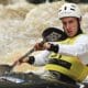 Atleta enquanto desce corredeira no Pan-Americano de canoagem slalom