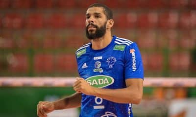 Mas - Wallace com a camiseta do Sada Cruzeiro. Superliga Masculina de vôlei CBV Farma Conde São José