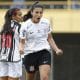 Na imagem, Duda Sampaio comemorando o gol para o Corinthians contra o Atlético-MG pelo Brasileiro Feminino.