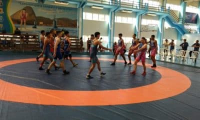 Disputa por equipes do Campeonato Brasileiro Interclubes Sub-20 de wrestling (Divulgação/CBW)