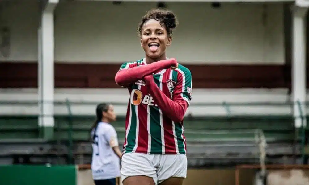 Comemoração da jogadora Helô, em um dos gols da goleada do Fluminense pelo Brasileiro Feminino Sub-20 (Marina Garcia/WP Assessoria Esportiva)