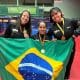 Jennyfer Parinos, Cátia Oliveira e Bruna Alexandre com as medalhas das disputas individuais do Aberto Paralímpico da Eslovênia (Divulgação/CBTM)