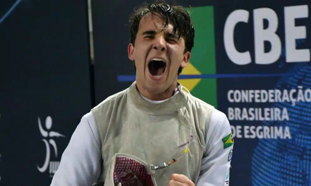 Paulo Morais vibra com a conquista no sub-20 (Foto: Rosele Sanchotene/CBE)