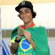 Gustavo Bala Loka com a medalha do Pan-Americano de BMX Freestyle Park