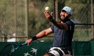 O atleta do tênis em cadeira de rodas Daniel Rodrigues durante partida da Seleção pela Copa do Mundo da modalidade (Foto: Sara Hawk/FPTenis)